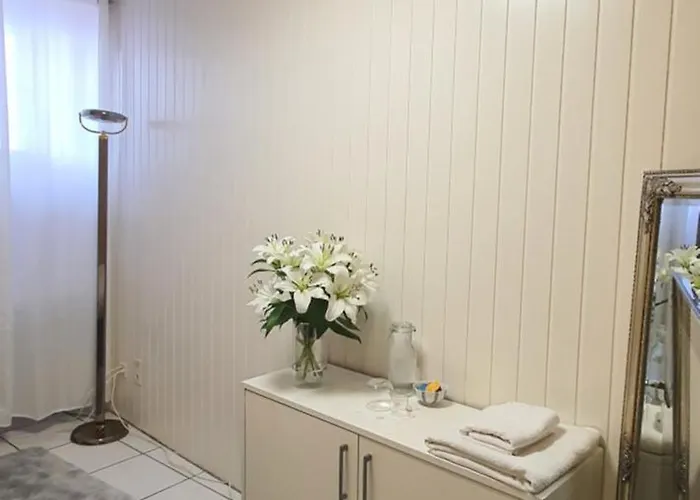 Lia Rum i privatbostad Biel